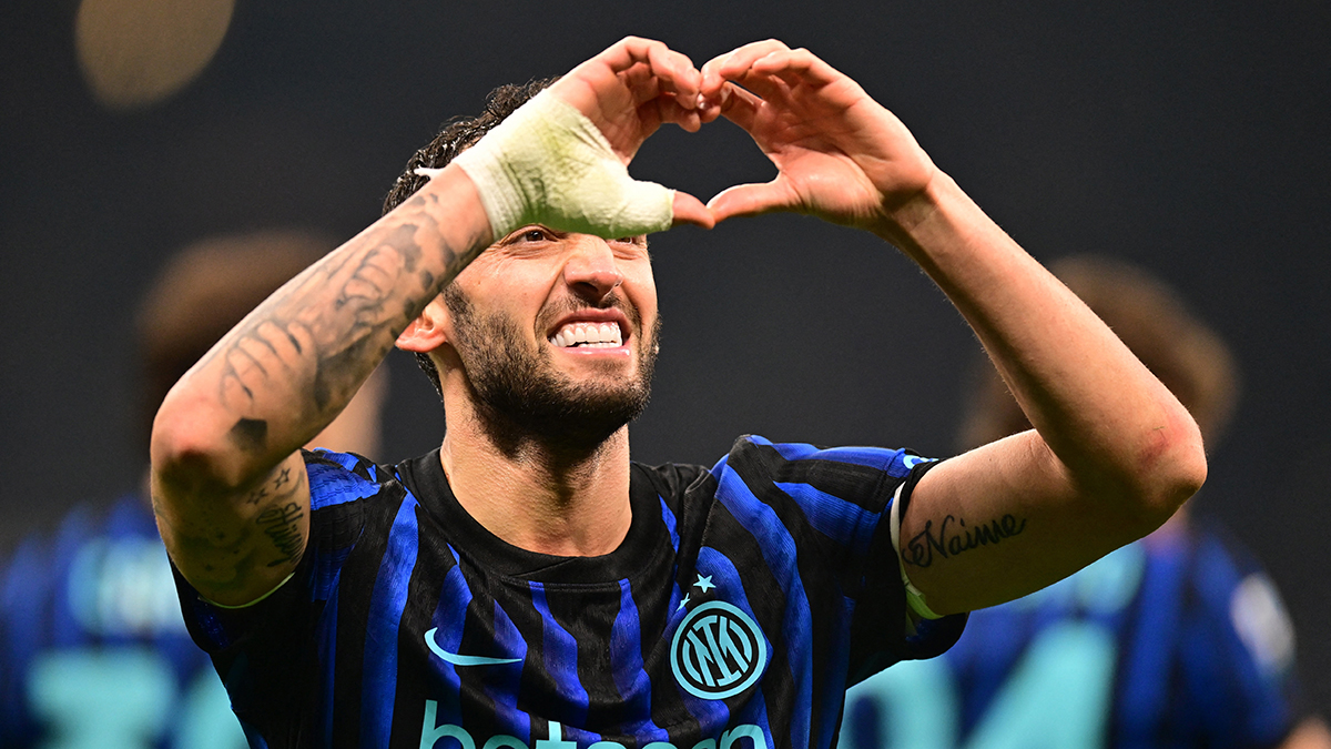 Galatasaray'ın Hakan Çalhanoğlu Sevdası Bitmiyor: Bu Kez 'Sözleşme Bitiyor' Diyerek Mi Tavlayacaklar?