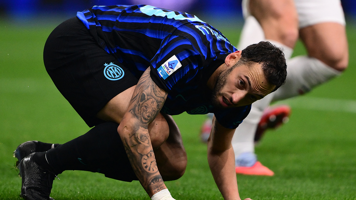 İtalya onu konuşuyor: Hakan Çalhanoğlu derbide takımını yaktı, aynı senaryoyu 2. kez yaşadı