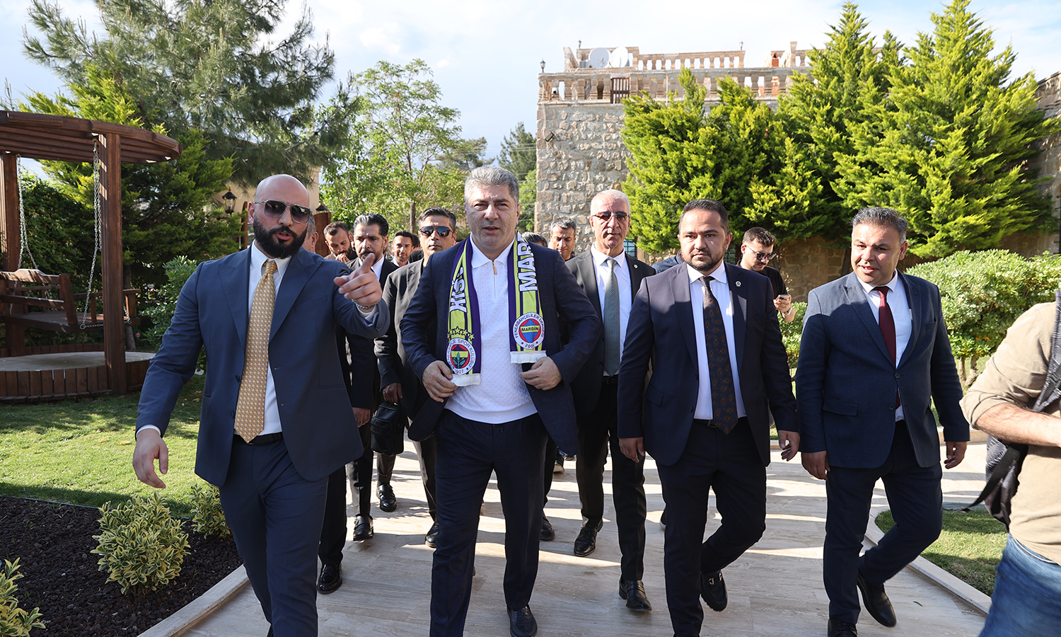 Safi sahaya indi, Yıldırım'a 'Hodri Meydan' dedi: Futbol mu oynuyoruz, boks mu belli değil!