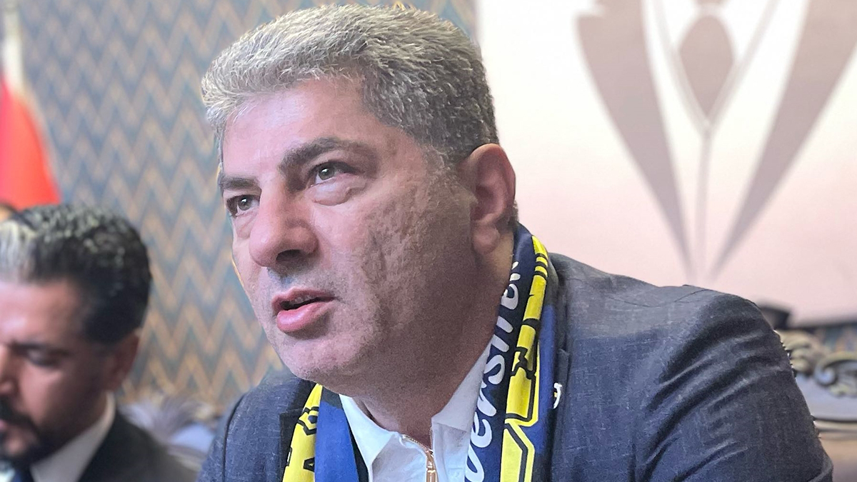 Hakan Safi'den Aziz Yıldırım'a tek cümlelik olay gönderme