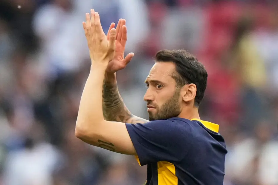Fenerbahçe için Hakan Çalhanoğlu açıklandı: "Hazır" diyerek teklifi duyurdular - 5