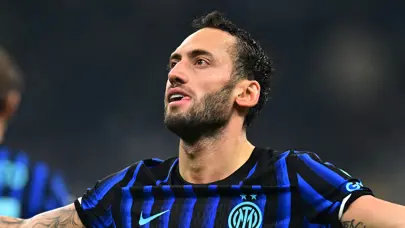 Sonunda Hakan Çalhanoğlu'nun bonservisi belli oldu! Galatasaray'da beklenen gerçekleşiyor Sonunda Hakan Çalhanoğlu'nun bonservisi belli oldu! Galatasaray'da beklenen gerçekleşiyor