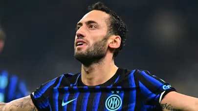 Inter evinde farka gitti, Hakan Çalhanoğlu boş geçmedi Inter evinde farka gitti, Hakan Çalhanoğlu boş geçmedi