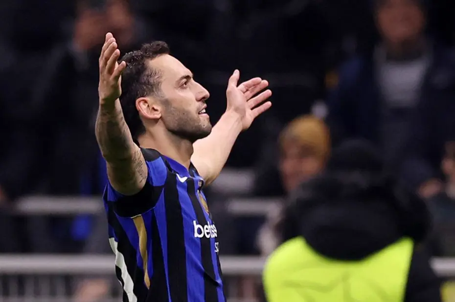 Inter'den Hakan Çalhanoğlu kararı: Fiyatını belirlediler - 3