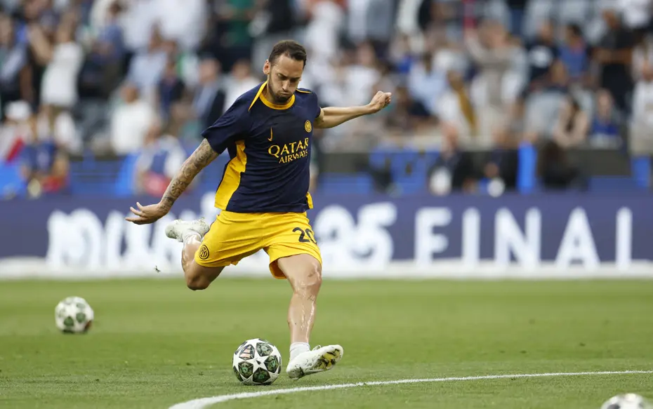 Son karar Hakan Çalhanoğlu'nda: Inter bonservisi belirledi - 4