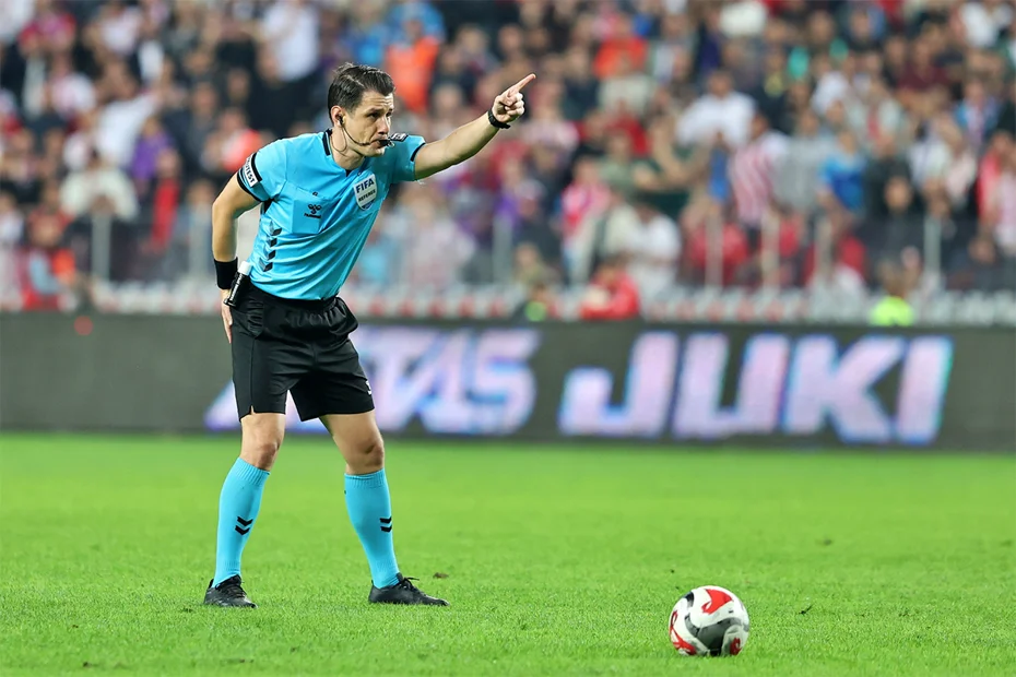 Trio, Samsunspor'un iptal edilen golünde UEFA'nın yeni yorumunu açıkladı: Çok net konuştular - 1