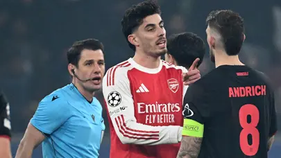 Halil Umut Meler'den Şampiyonlar Ligi'ni karıştıran düdük! Son dakika penaltısına büyük tepki Halil Umut Meler'den Şampiyonlar Ligi'ni karıştıran düdük! Son dakika penaltısına büyük tepki