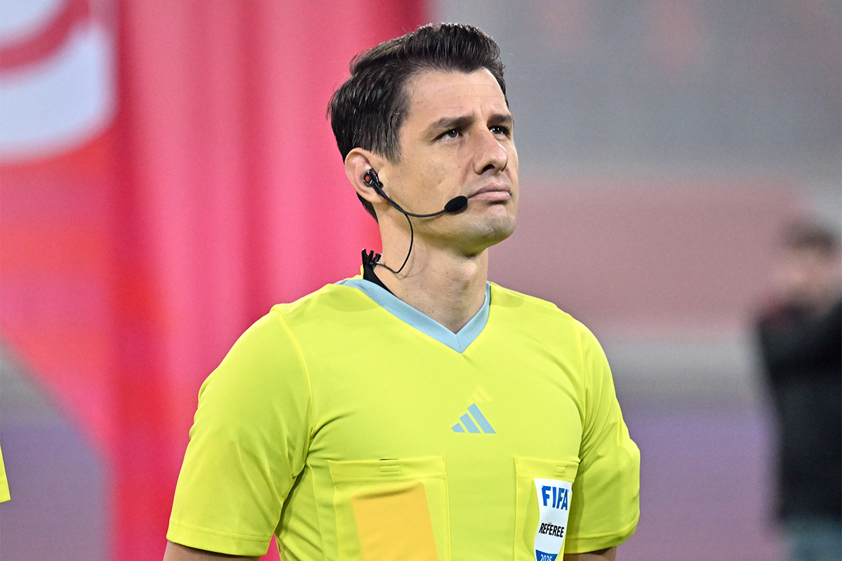 Halil Umut Meler'den Dünya Kupası Elemeleri'nde geceye damga vuran 2 karar