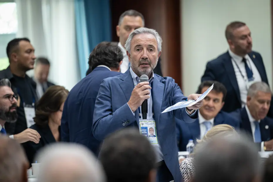 Haftalarca gündemden düşmeyen Mourinho iddiasına Hamdi Akın 2 cümleyle noktayı koydu - 2 Haftalarca gündemden düşmeyen Mourinho iddiasına Hamdi Akın 2 cümleyle noktayı koydu - 2