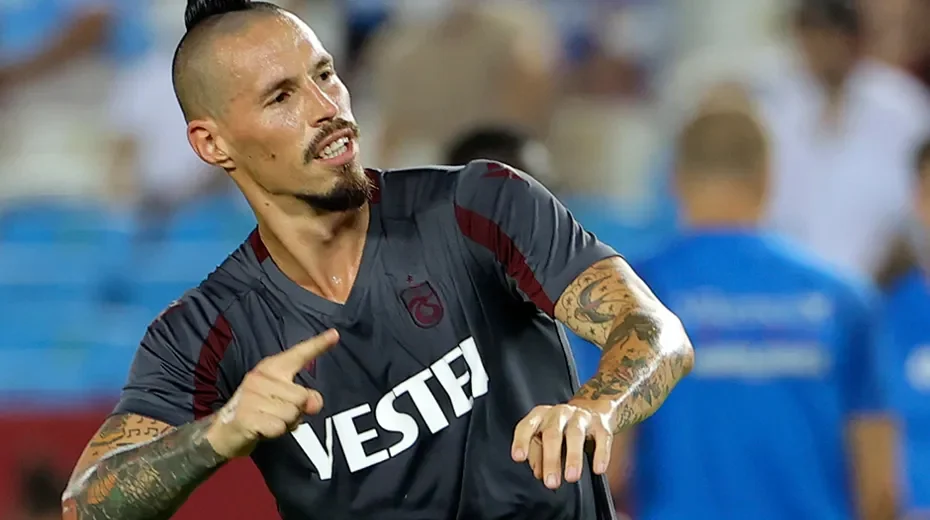 Marek Hamsik "lütfen kaçırmayın" dedi, ikinci kez önerdi: "Rekor bedelle satarsınız" - 1 Marek Hamsik "lütfen kaçırmayın" dedi, ikinci kez önerdi: "Rekor bedelle satarsınız" - 1