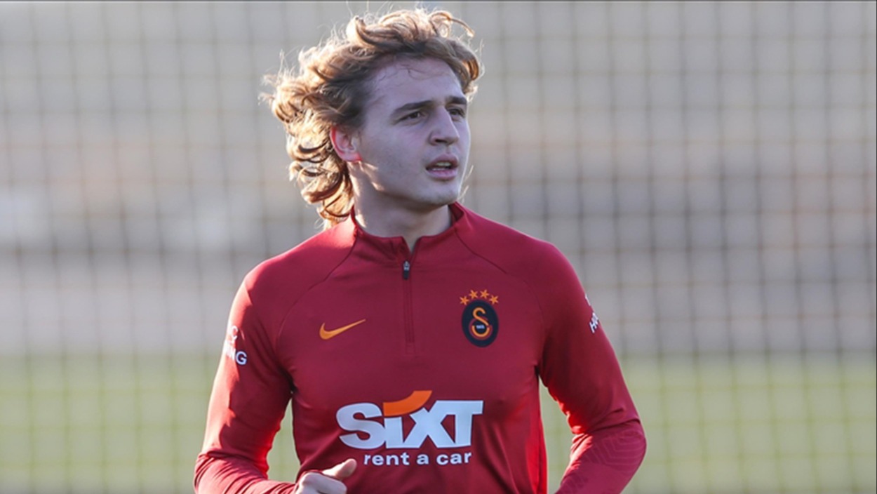 Hamza Akman'dan Yeni Bir Kiralık Macerası: Bavulunu Hiç Açmıyor Herhalde Çocuk!