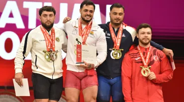Milli halterci Hakan Şükrü Kurnaz'dan Avrupa Şampiyonası'nda bronz madalya