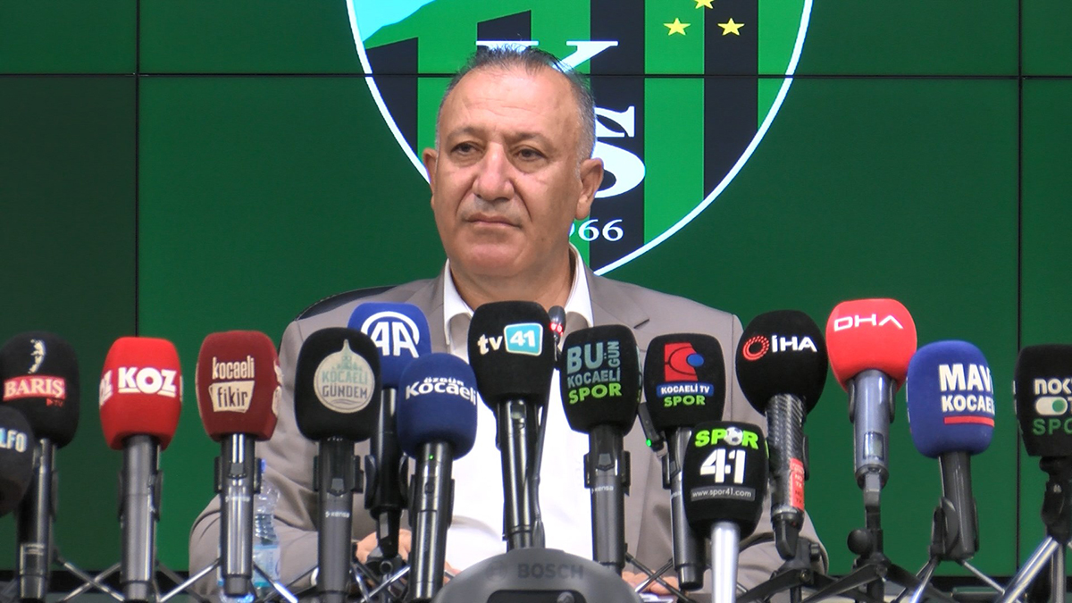 Kocaelispor'da 'Üst Segment' Açıklaması: Üç İsim Bileti Kesti, Gelenler Ferrari mi Olacak?