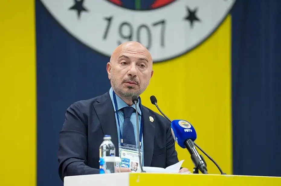 Hakan Bilal Kutlualp konuşurken salonda aniden bir ses yükseldi! YDK'de tansiyonu yükselten cümle - 3