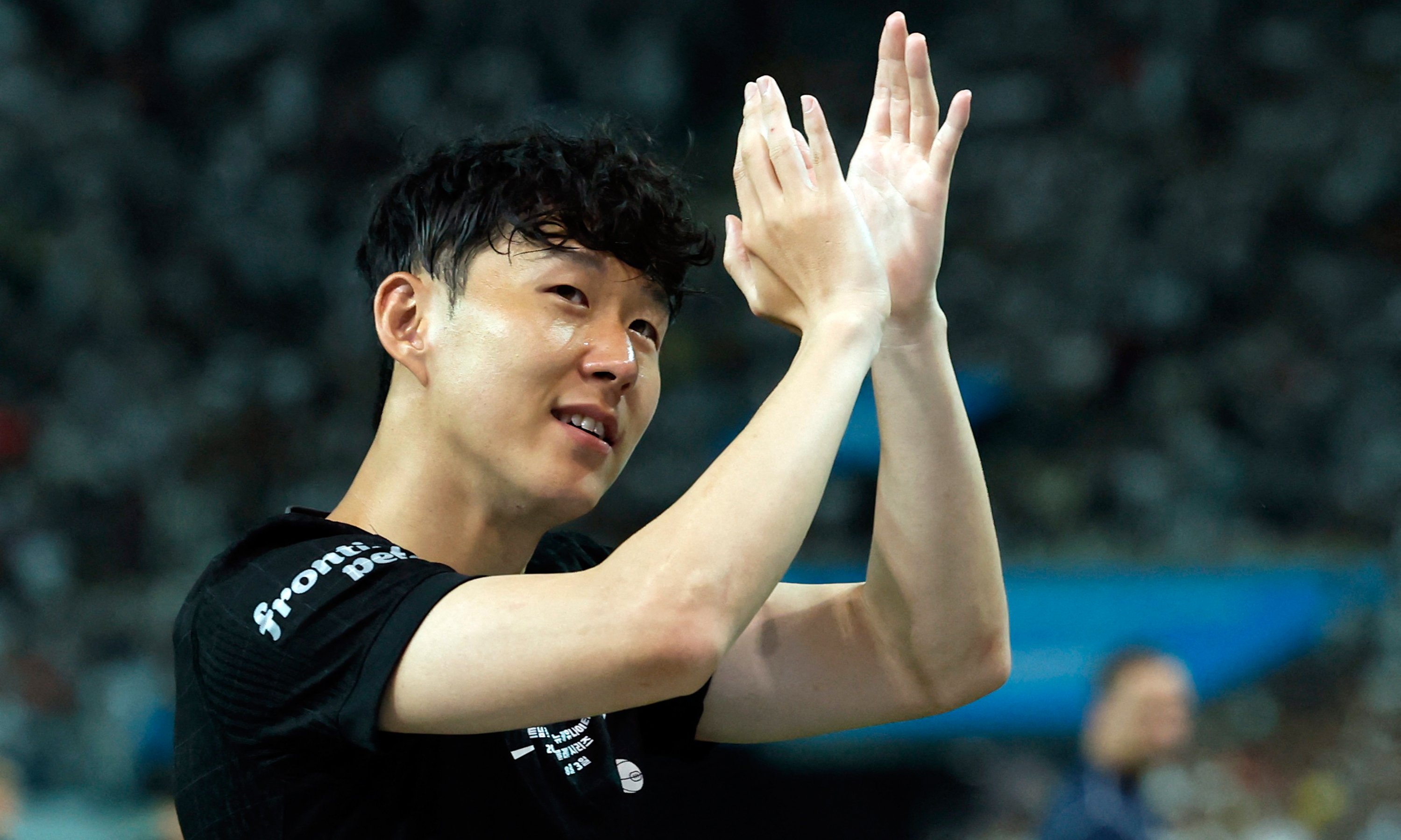 Heung-Min Son, gözyaşları içinde Tottenham'a veda etti