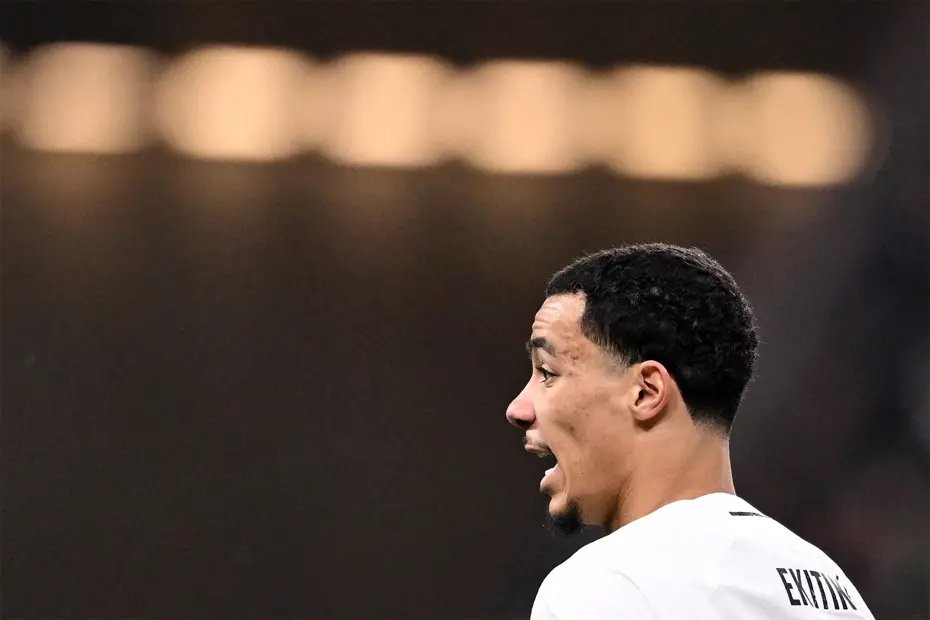 Liverpool 250 milyon barajını geçecek: Yaz transfer döneminin bombası patlıyor - 4 Liverpool 250 milyon barajını geçecek: Yaz transfer döneminin bombası patlıyor - 4