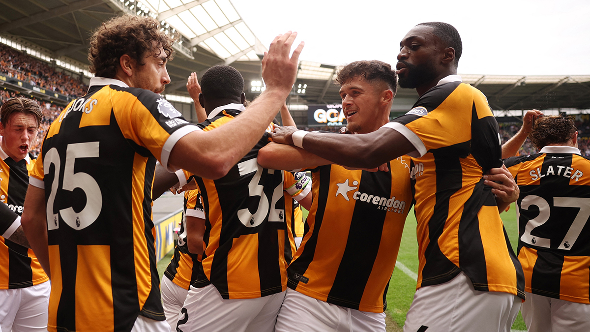 Hull City'den Premier Lig'e tarihi geri dönüş! ManU'ya hayatının şokunu yaşattılarHull City'den Premier Lig'e tarihi geri dönüş! ManU'ya hayatının şokunu yaşattılar