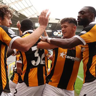 Hull City'den Premier Lig'e tarihi geri dönüş! ManU'ya hayatının şokunu yaşattılarHull City'den Premier Lig'e tarihi geri dönüş! ManU'ya hayatının şokunu yaşattılar