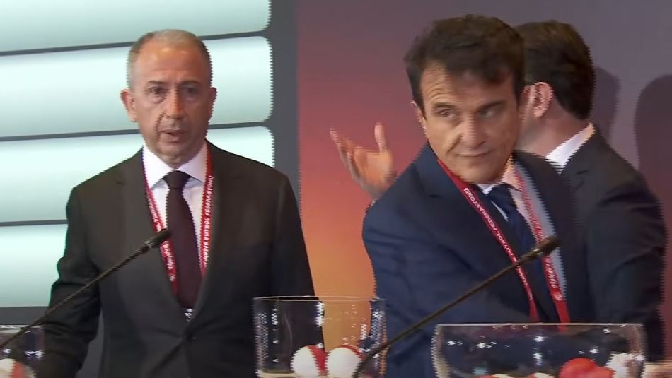 Fikstür çekimi için çıktıları sahnede olay hareket: Fenerbahçe ve Galatasaray'dan peş peşe açıklama