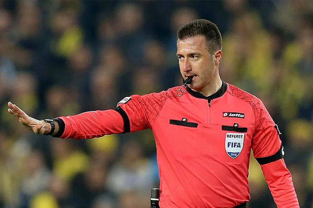 Türkiye'deki kariyerini noktalayan Hüseyin Göçek, İngiltere'de maç yönetti! Tam 10 gol çıktı