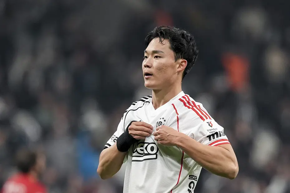 "Hyeon-gyu Oh, Osimhen’in yolunda" | Spor yazarları Beşiktaş için ne dedi? - 3 "Hyeon-gyu Oh, Osimhen’in yolunda" | Spor yazarları Beşiktaş için ne dedi? - 3