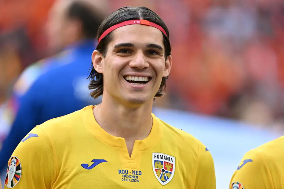 Marius Sumudica, Süper Lig'deki flaş transferi duyurdu: Ianis Hagi imzayı atıyor - 3