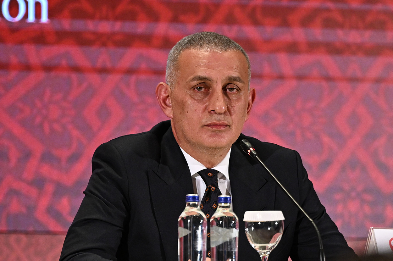 TFF Başkanı Hacıosmanoğlu duyurdu: Hakemlerden sonra 3 bin 700 futbolcuya soruşturma başladı