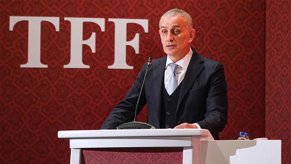 Ve İbrahim Hacıosmanoğlu'ndan Süper Lig için yabancı VAR hakemi açıklaması geldi - 4