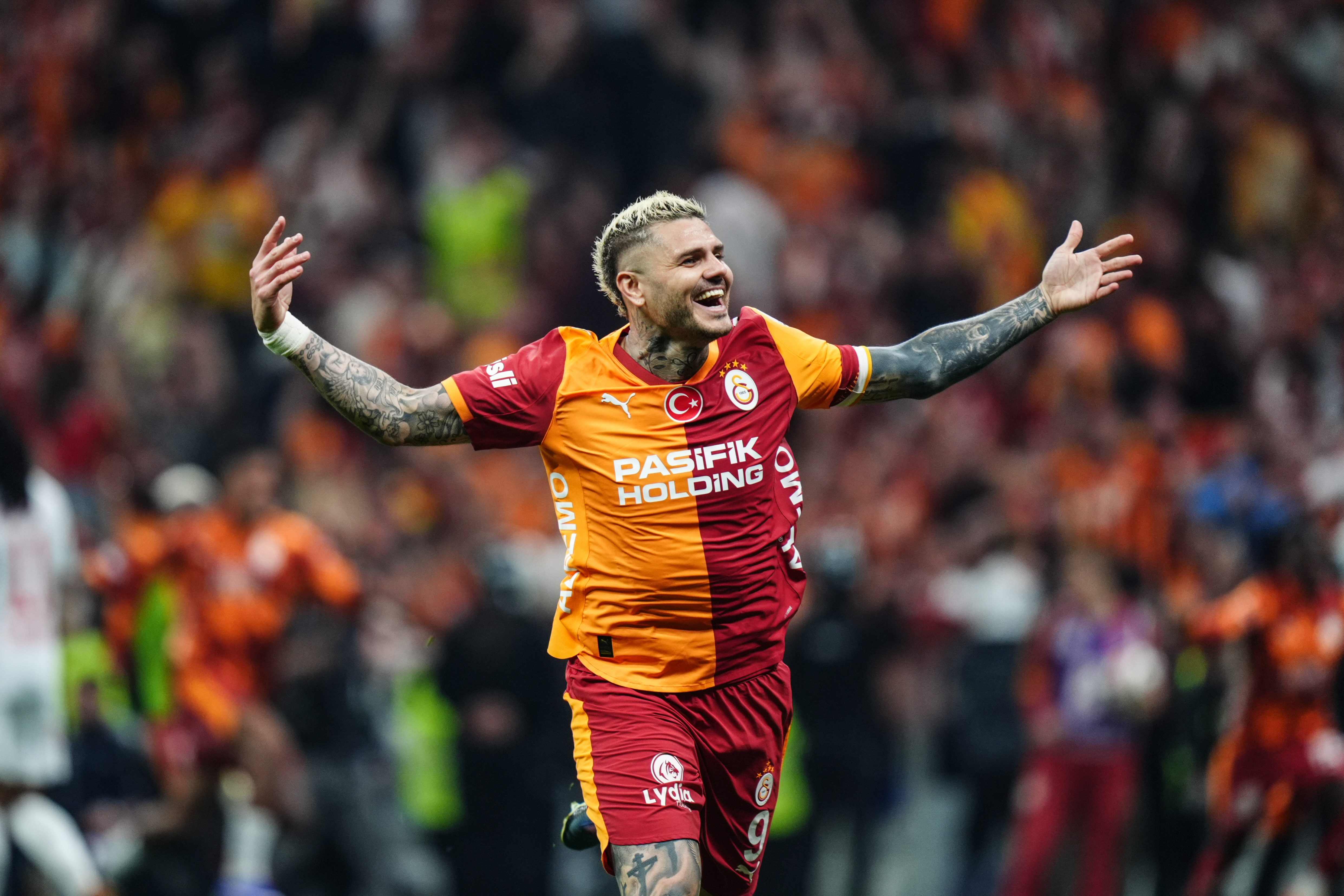 Icardi'den duygusal patlama! Son düdükle birlikte gözyaşlarını tutamadı