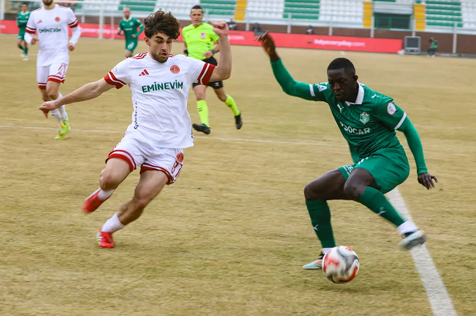 CANLI İZLE | Ümraniyespor - Keçiörengücü maçı ne zaman, saat kaçta, hangi kanalda? - 3