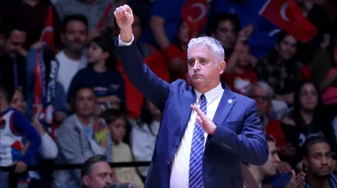 Kokoskov'dan Larkin için sakatlık açıklaması