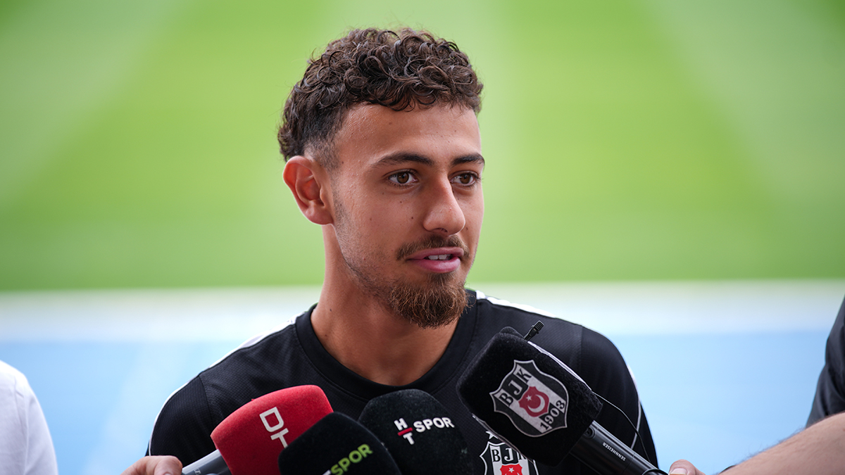 İlhan Fakılı'dan Beşiktaş ve transfer sözleri: "Çok büyük bir kulübe geldiğimin farkındayım"
