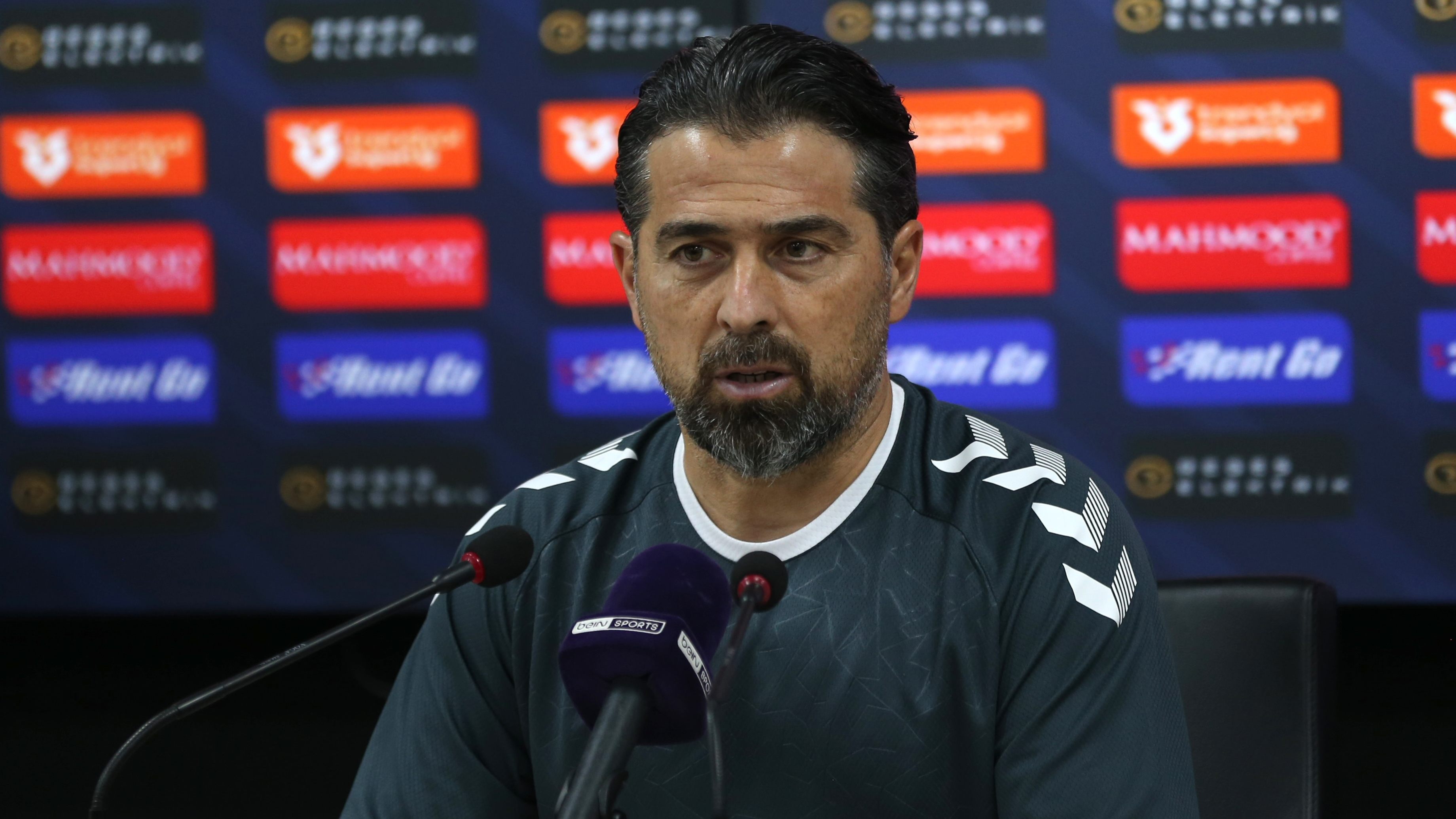 İlhan Palut'tan bahis açıklaması: "Keşke kimse oynamasa"