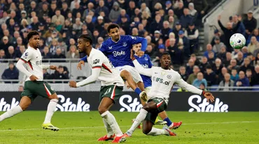 Everton Chelsea'yi devirdi, Avrupa umutlarını diri tuttu