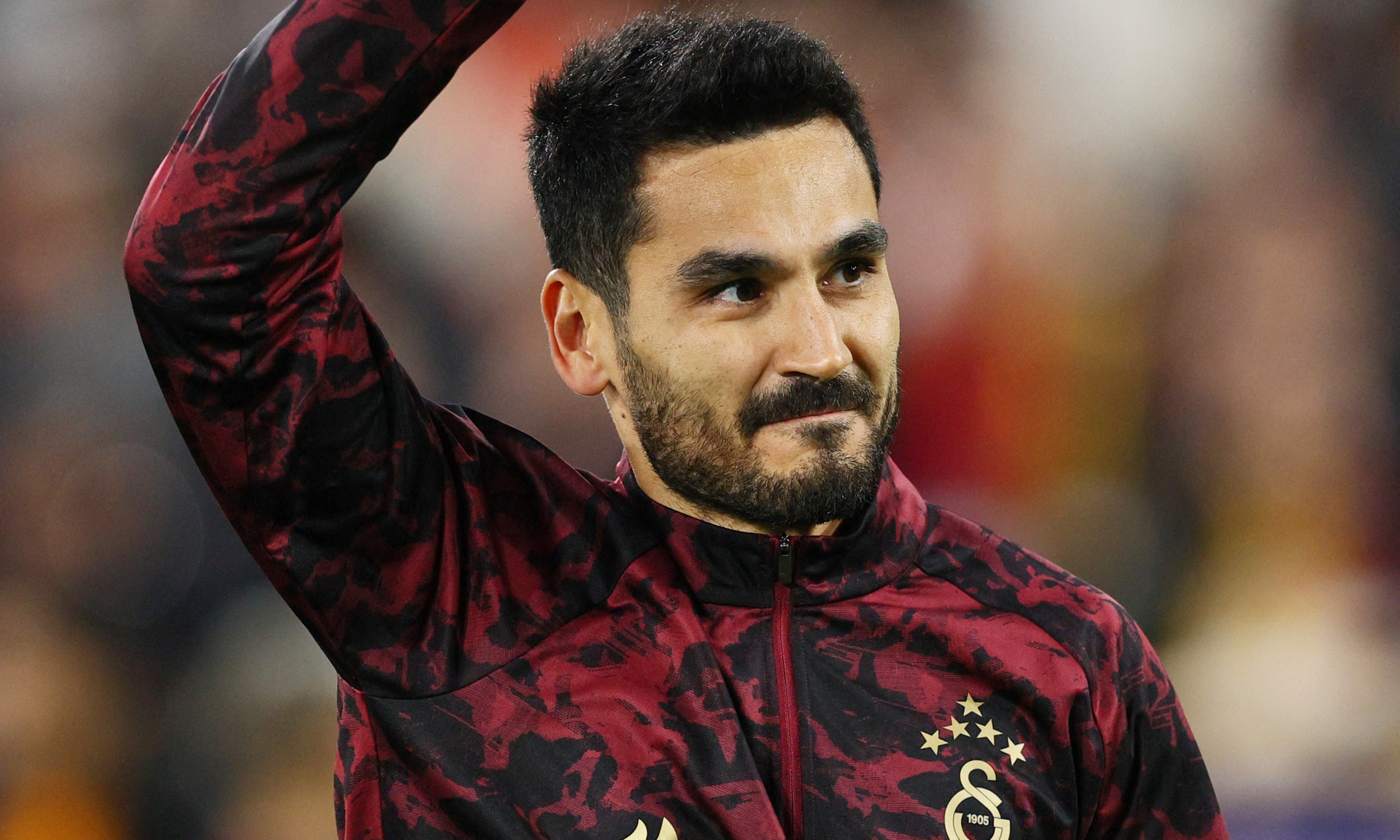 İlkay Gündoğan, kariyeriyle ilgili açıklamalarda bulundu. Futbolda sezon içinde artan maç sayısının futbolcuların sağlığını tehdit ettiğini de belirten deneyimli oyuncu, kariyerinde yaptığı en büyük hatayı da açıkladı.