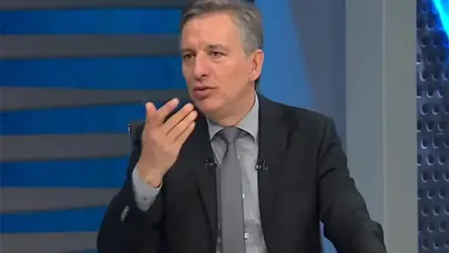 İlker Yağcıoğlu "Bırakın abi" dedi, Fenerbahçe ve Galatasaray'ı kıyaslarken flaş ifade kullandı İlker Yağcıoğlu "Bırakın abi" dedi, Fenerbahçe ve Galatasaray'ı kıyaslarken flaş ifade kullandı