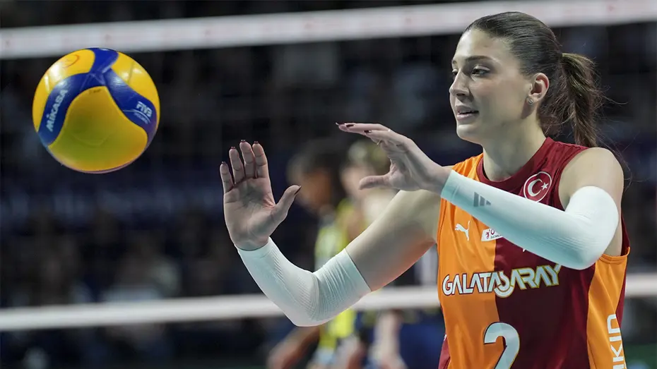 İlkin Aydın'dan Ebrar Karakurt'a cevap gecikmedi! Galatasaraylı taraftarla atışmıştı - 2