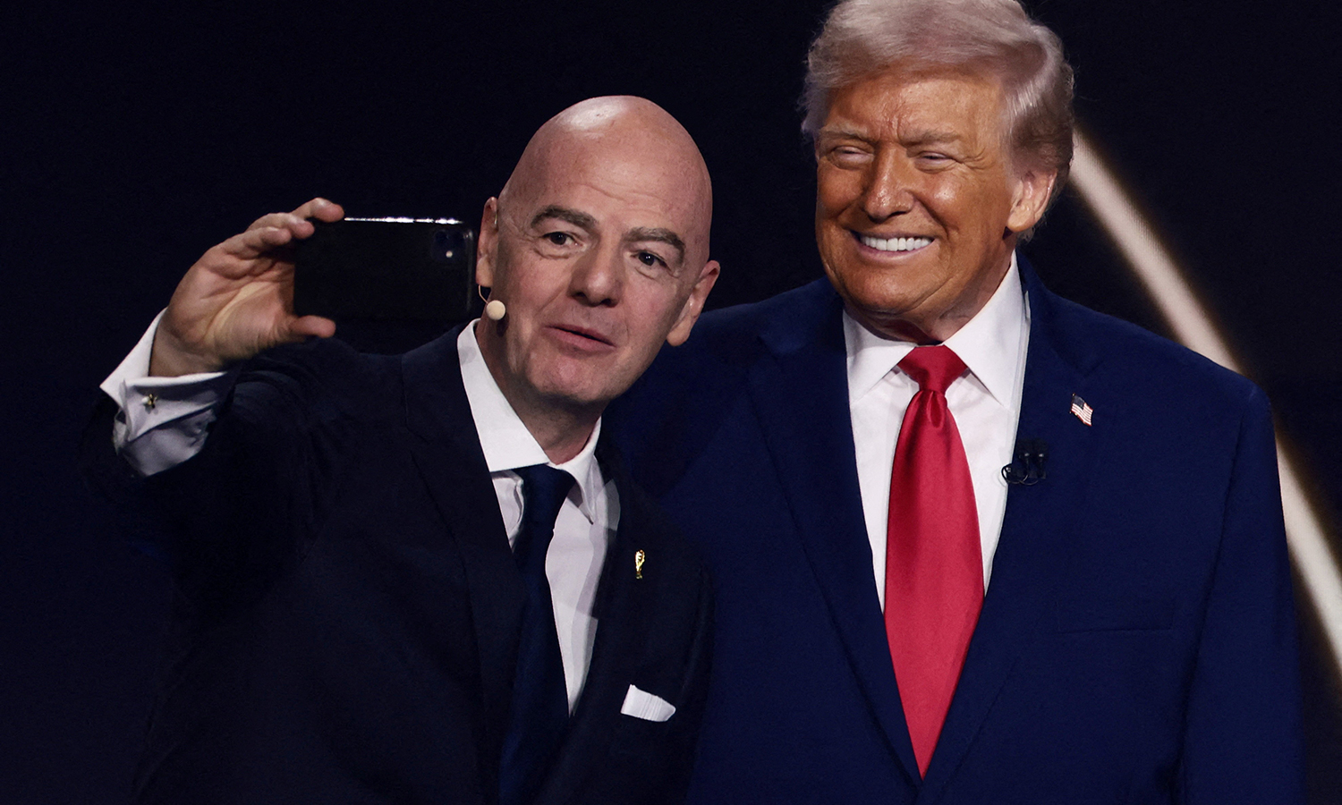 Trump'tan Futbola Giriş Dersi: 'Infantino'ya Dokunan Yanar!'