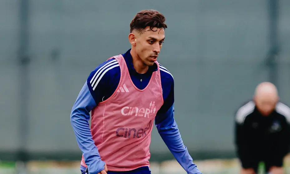 Fenerbahçe'de 7 futbolcuyla yollar ayrıldı - 6