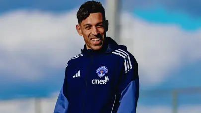 Ayaklarının tozuyla İrfan Can Kahveci ve Kerem Demirbay kararı: Resmi açıklama geldi Ayaklarının tozuyla İrfan Can Kahveci ve Kerem Demirbay kararı: Resmi açıklama geldi