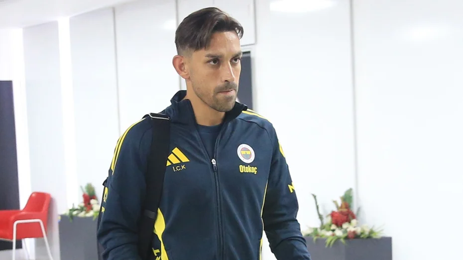 İrfan Can Kahveci ve Cenk Tosun'un kadro dışı sonrası Sadettin Saran'a ne dediği ortaya çıktı - 1 İrfan Can Kahveci ve Cenk Tosun'un kadro dışı sonrası Sadettin Saran'a ne dediği ortaya çıktı - 1