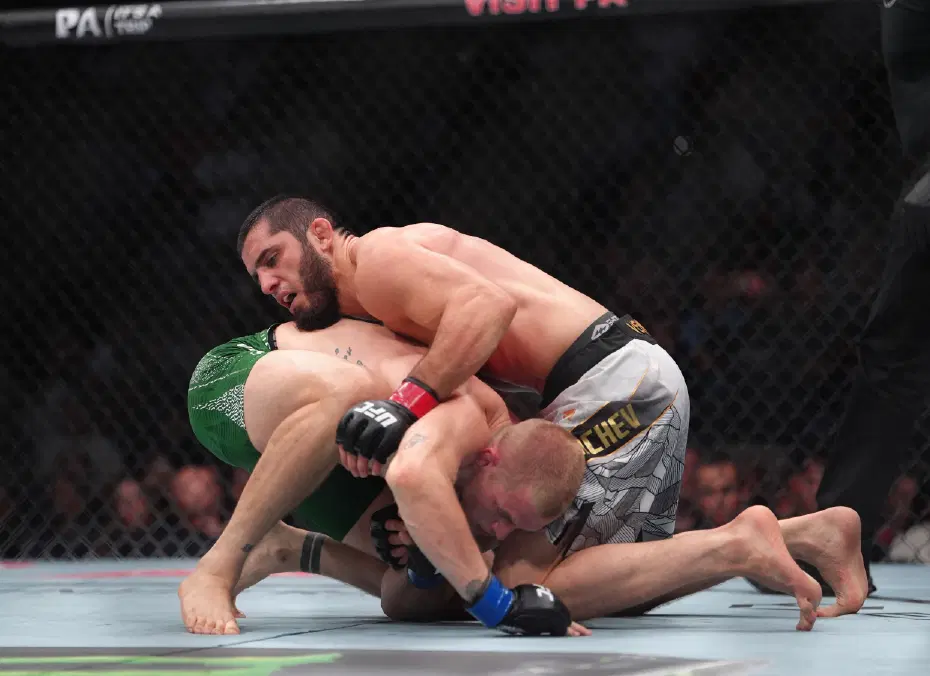UFC'de bu sabah tarih yazıldı! Islam Makhachev - Ian Garry dövüşünde rekor kırdıran galibiyet - 2