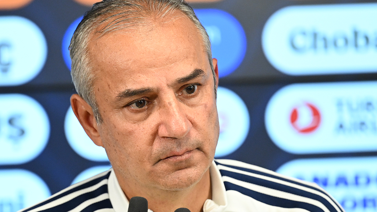 Fenerbahçe'de 4 futbolcu İsmail Kartal'a veda etti