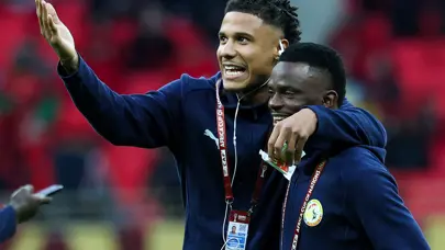 Büyük endişe! Ismail Jakobs kötü haberi verdi: "Çok şey ortaya çıkacak" Büyük endişe! Ismail Jakobs kötü haberi verdi: "Çok şey ortaya çıkacak"