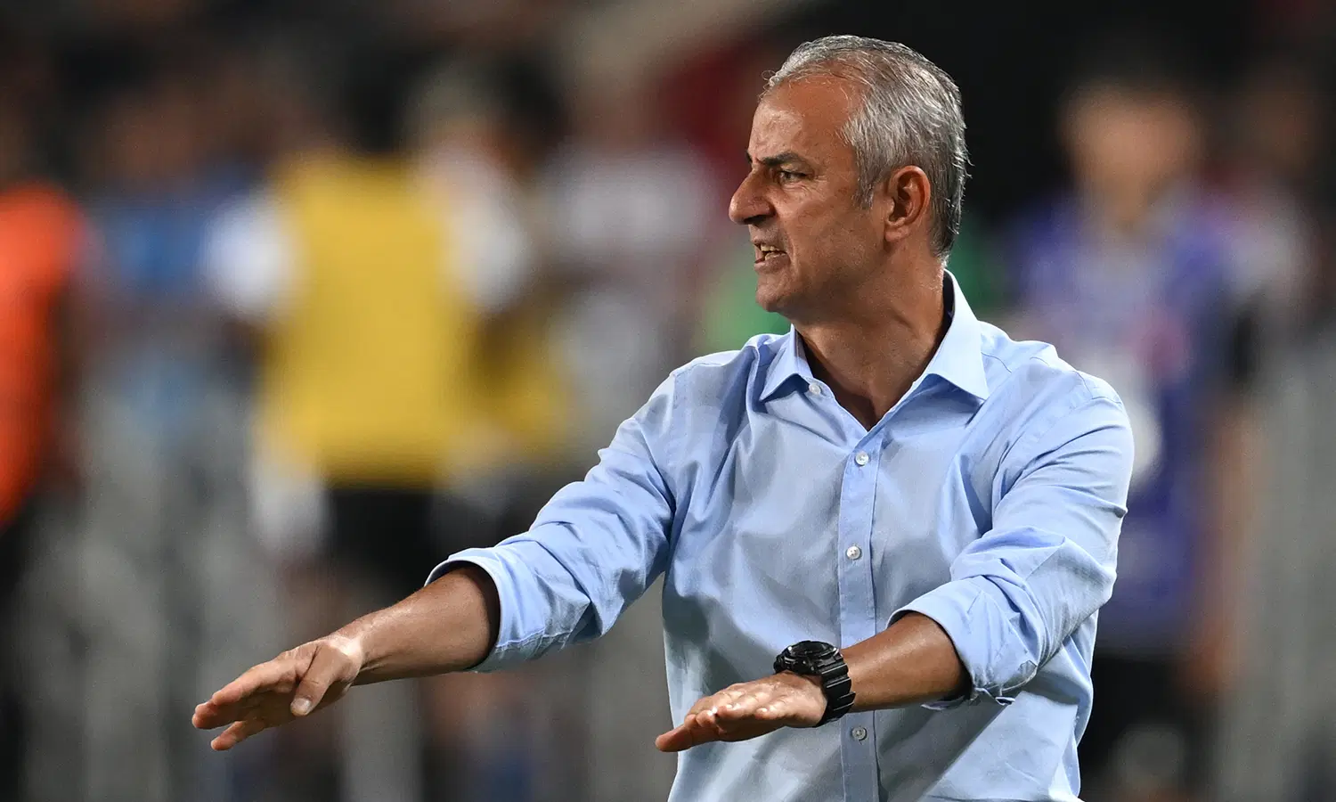 Ve İsmail Kartal'dan beklenen radikal karar çıktı! Fenerbahçeliler saat 17.00'de ilke şahit olacak