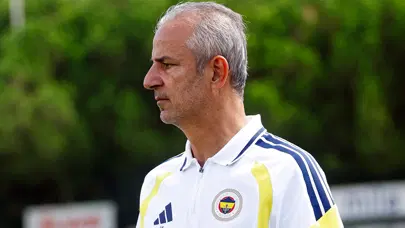 Roma maçında ilk kez 11'de! İsmail Kartal'dan karar çıktı, forma onun Roma maçında ilk kez 11'de! İsmail Kartal'dan karar çıktı, forma onun