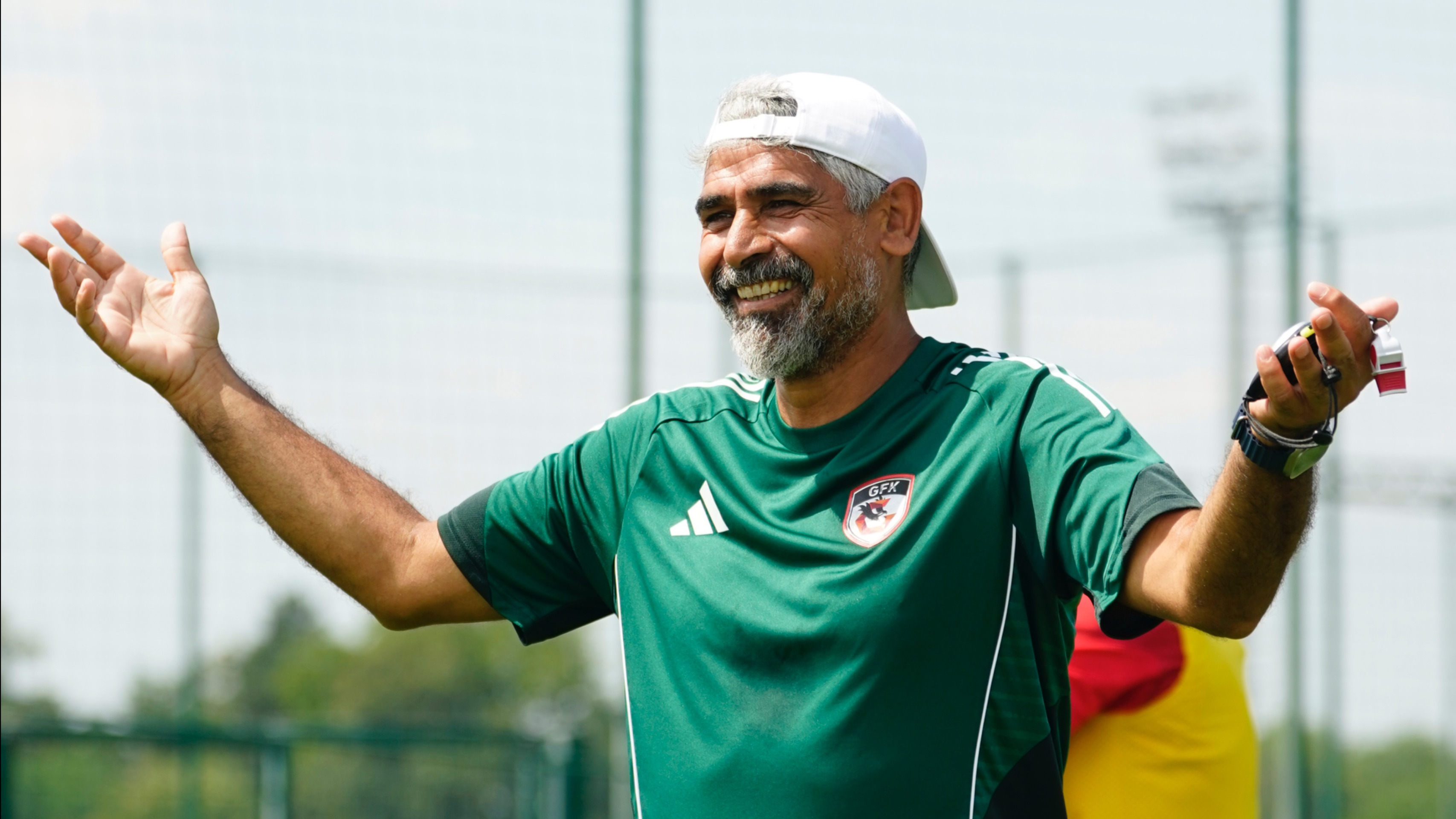 İsmet Taşdemir transfer müjdesini verdi