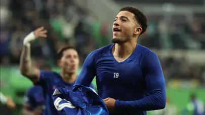 3 gün düşünüp Roma'yı reddeden Jadon Sancho için Beşiktaş gelişmesi