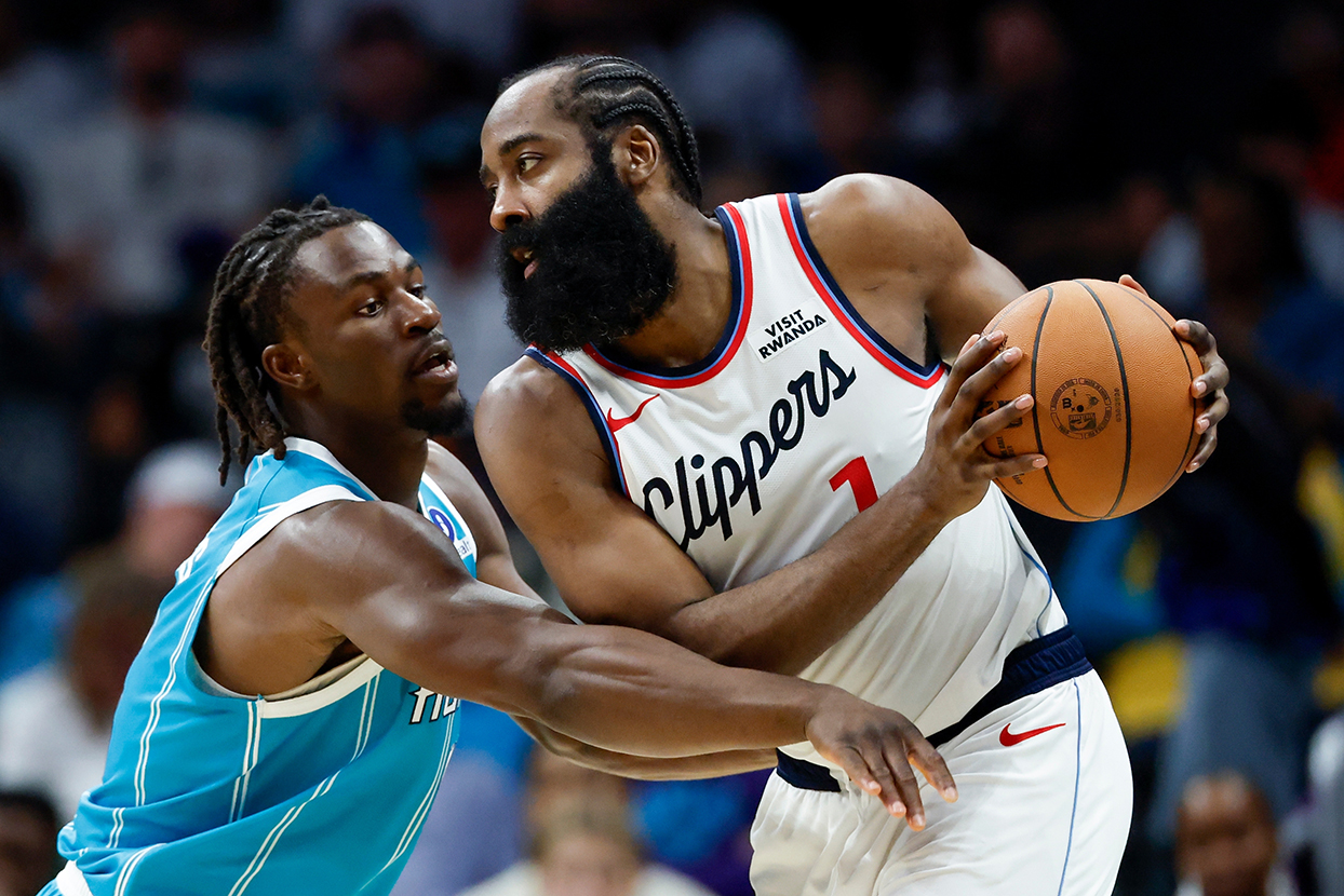 Los Angeles Clippers, James Harden'ın tarihi performansıyla kazandı