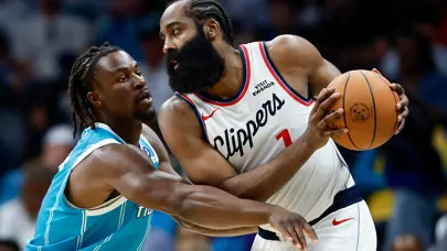 Los Angeles Clippers, James Harden'ın tarihi performansıyla kazandı